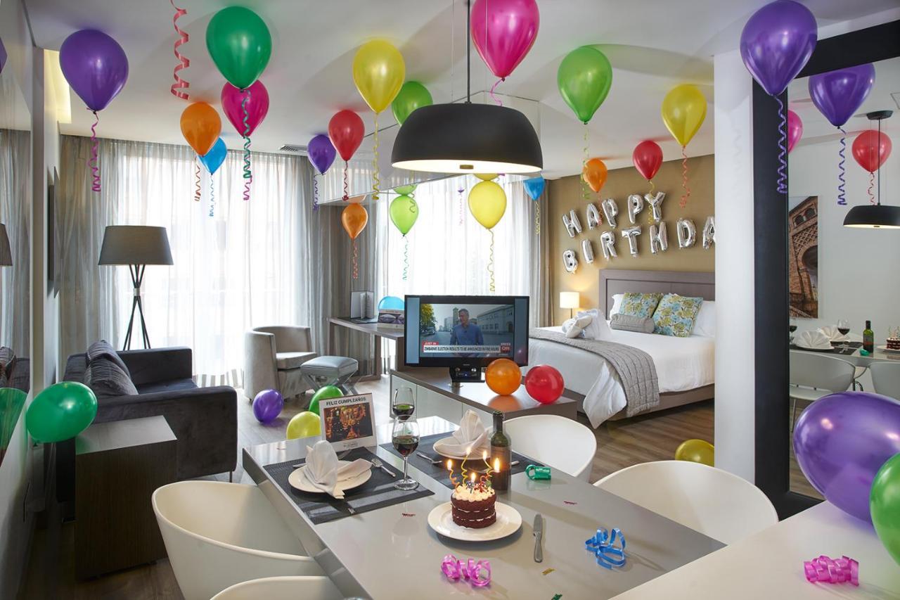 Hotel 100 Luxury Suites By Preferred Bogota Luaran gambar A party room at the hotel