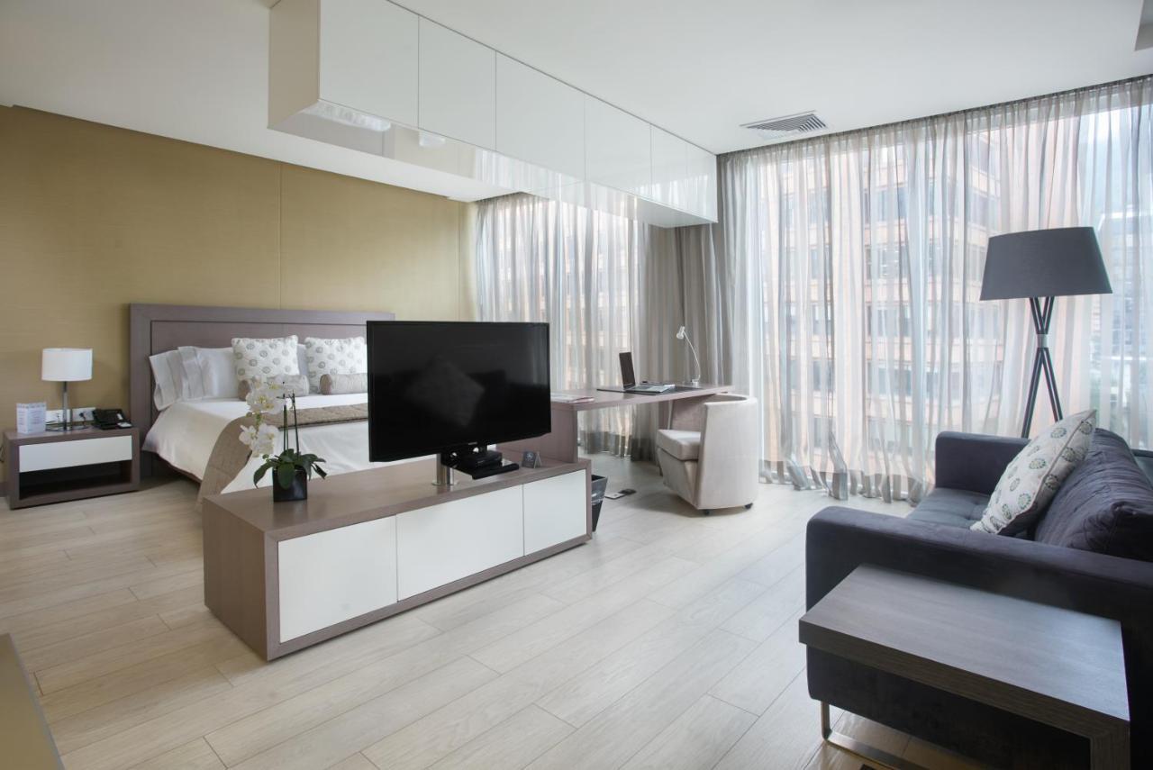 Hotel 100 Luxury Suites By Preferred Bogota Luaran gambar A suite at the hotel