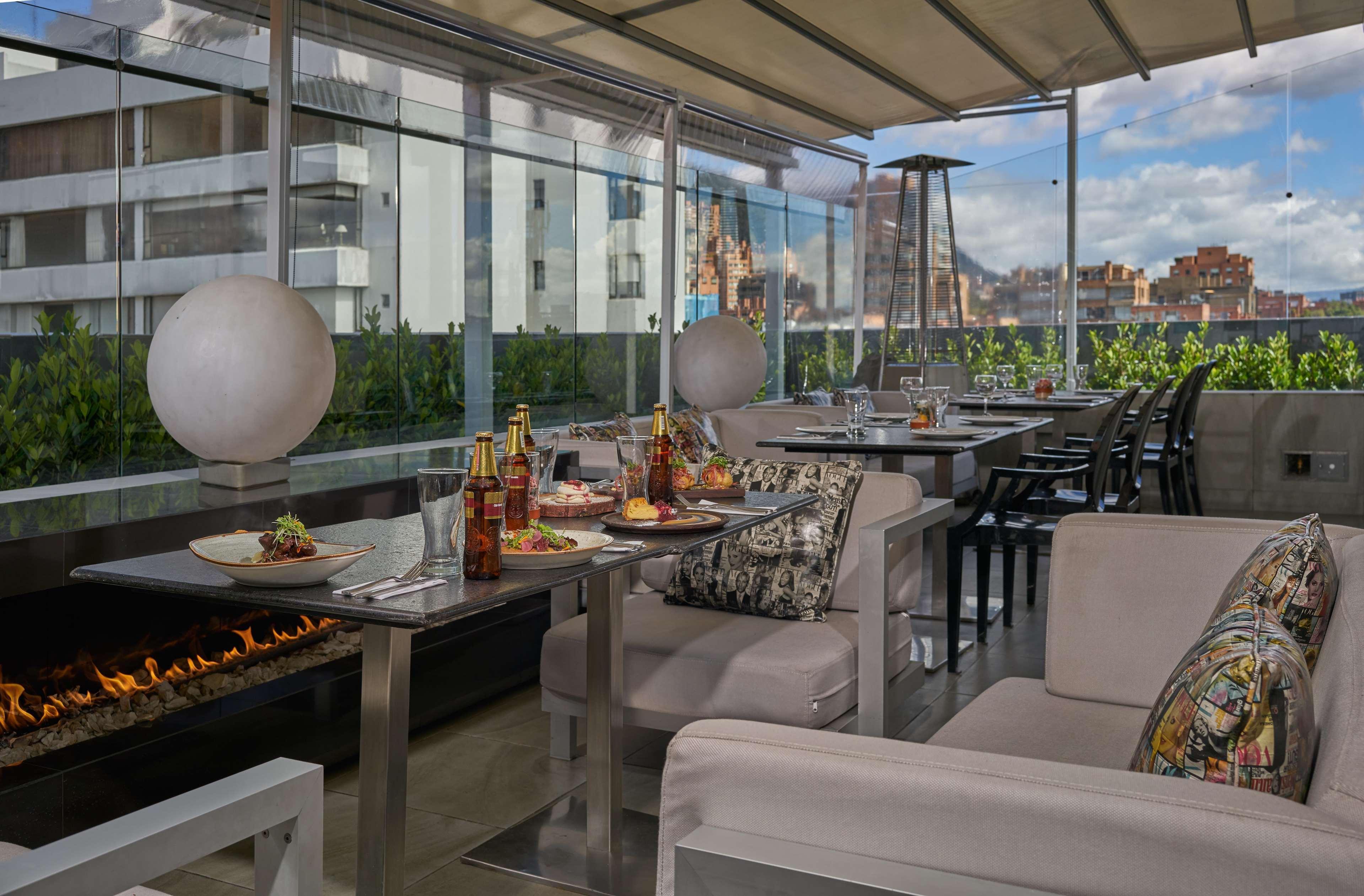 Hotel 100 Luxury Suites By Preferred Bogota Luaran gambar The Terrace