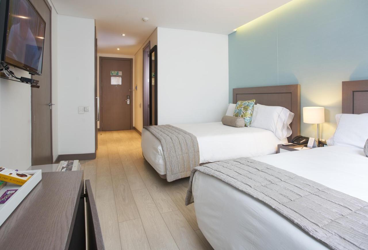 Hotel 100 Luxury Suites By Preferred Bogota Luaran gambar A room at the hotel