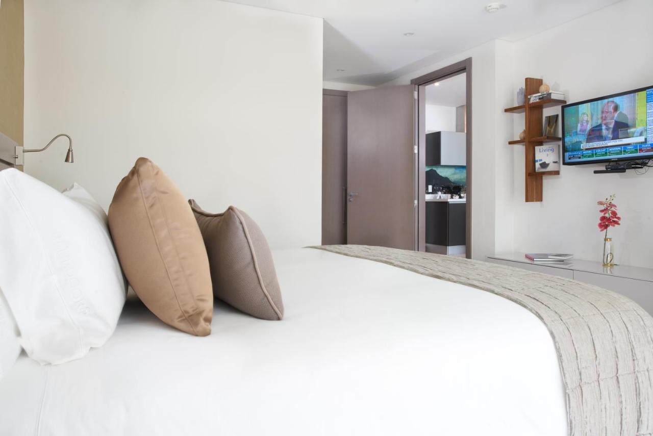 Hotel 100 Luxury Suites By Preferred Bogota Luaran gambar A bedroom at the hotel